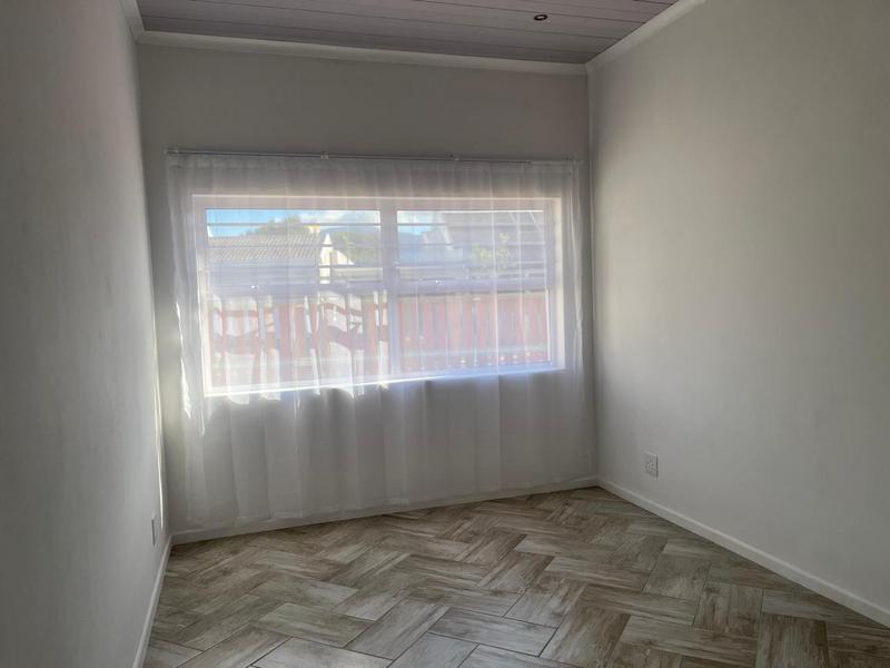 To Let 1 Bedroom Property for Rent in Plumstead Western Cape